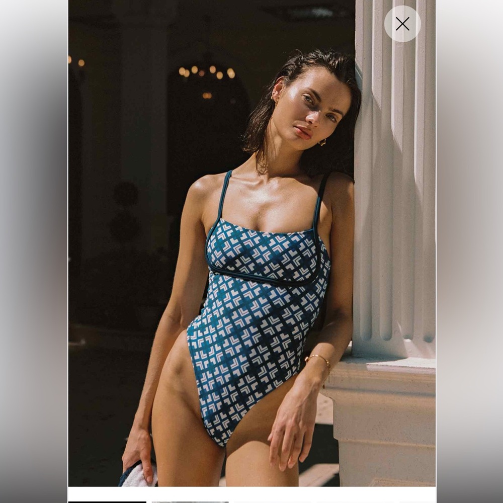 Blackbough Heidi Square Neck One Piece